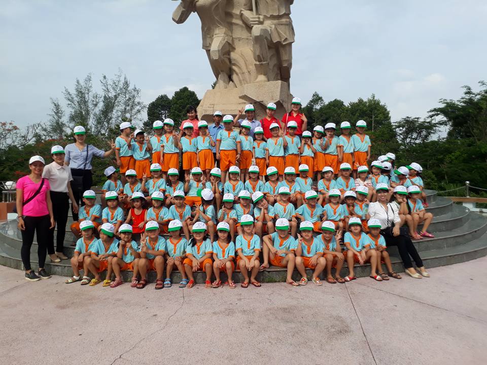 THAM QUAN NHÀ TRUYỀN THỐNG CÔNG NHÂN DẦU TIẾNG