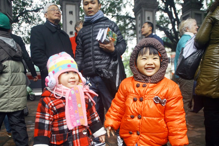 GIỮ ẤM CHO TRẺ KHI TRỜI LẠNH